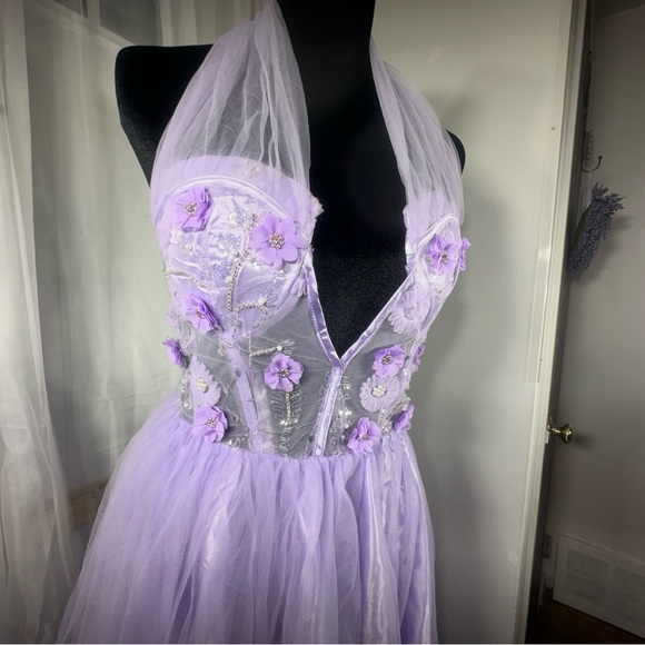 Lavender Halter Prom Dress - Picture 12 of 16